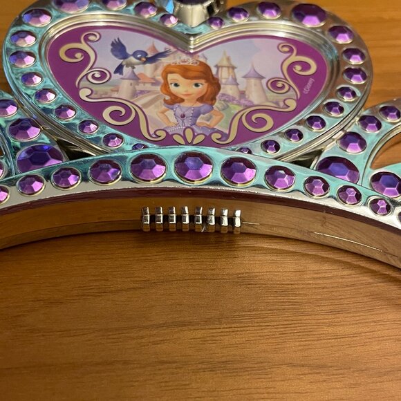 Disney Sofia the First Royal Princess Tiara 2013 (SKU:45TO) - Picture 5 of 5